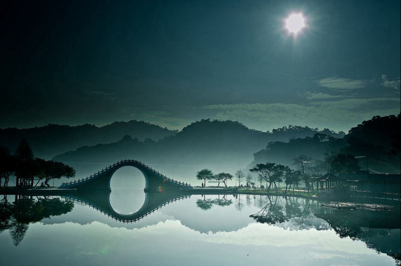 世界上38個驚人的美景，有膽你就去--置頂表情